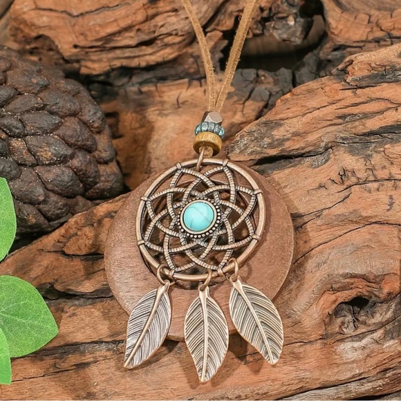 Bohemian Dreamcatcher Bronze Multi-Layer Necklace - Picture 3 of 8